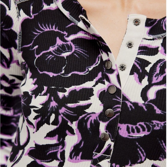 NWT FP Movement Rally Printed Layer - Picture 6 of 7